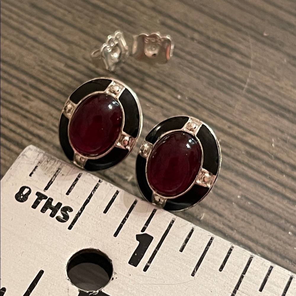 2012 Avon East End Gift Set - Red Necklace & Earrings - Picture 10 of 16